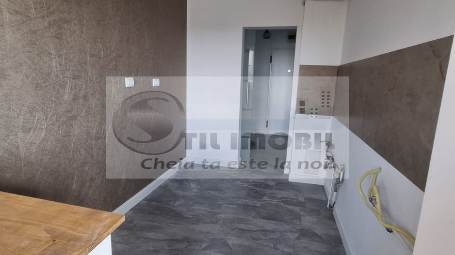 Apartament 2 Camere – Etaj Intermediar – Podu Roș / Piața Nicolina - Poză 3