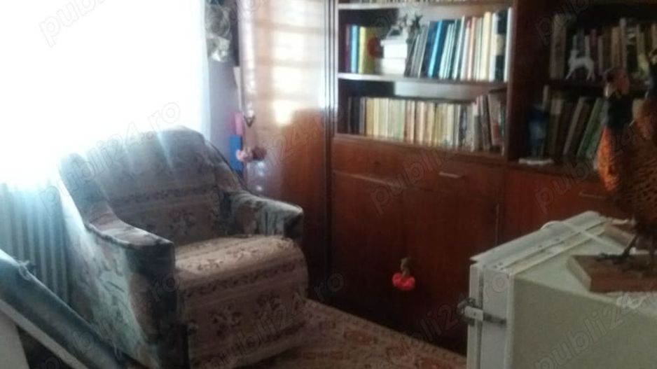 Apartament 4 camere de vanzare - Poză 8