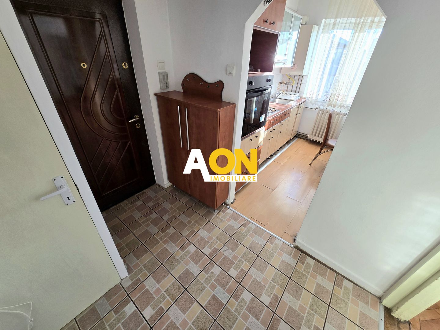 Apartament cu 2 Camere, Complet Mobilat, Zona Cetate - Poză 10