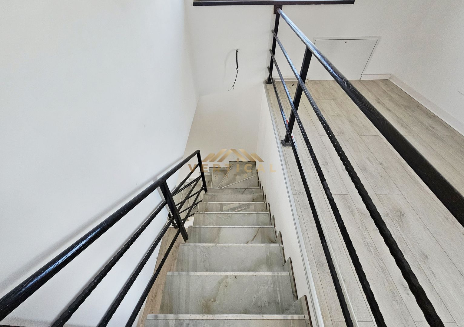 Casa 4 camere in comuna Berceni - Poză 11