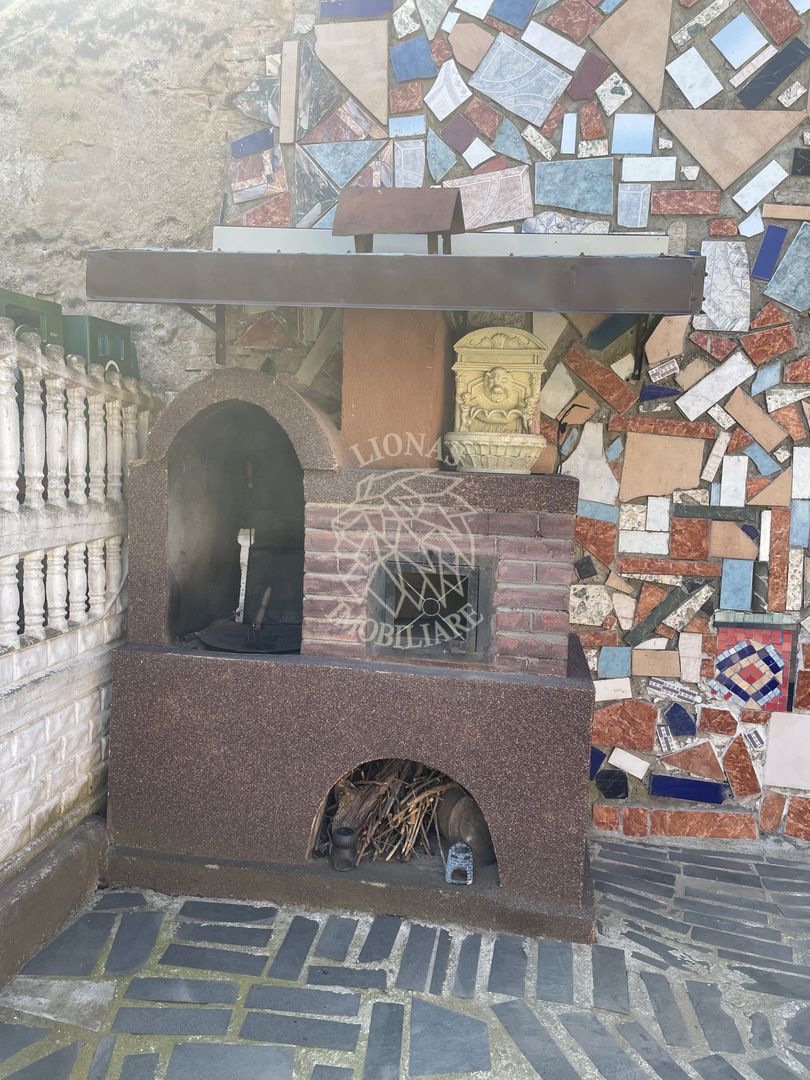 Casa 6 camere 250 mp-teren 280 mp-balcon-barbeque-garaj-Central - Poză 7