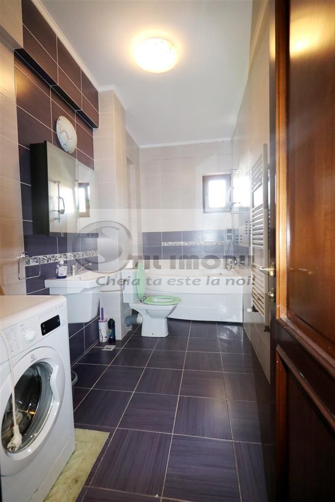 2 CAM NOU BILLA GARA UMF CUZA COPOU - Poză 18