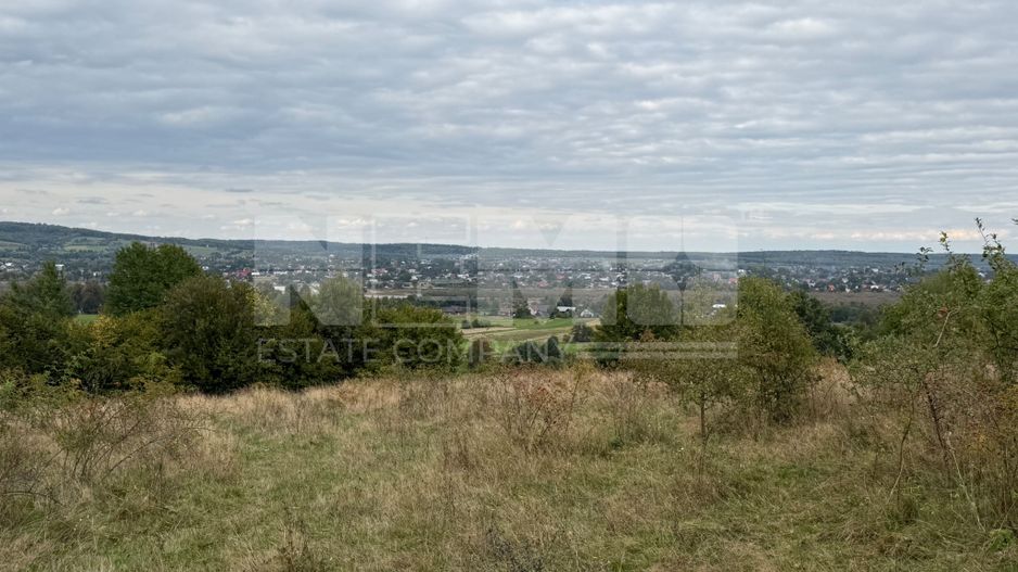 Teren de vânzare în Putna | 6.400 mp | 56 m front stradal - Poză 9