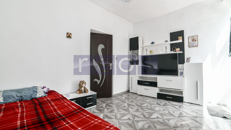 VANZARE | CASA 4 CAMERE | UNIRII - Poză 5