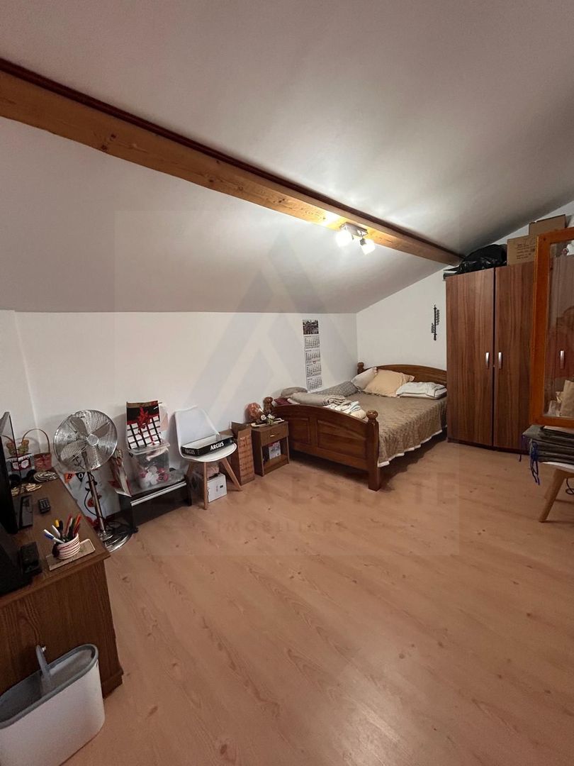 Casa 3 camere 73,73 mp parter 2 pivnite si magazie centru Cisnadie - Poză 8