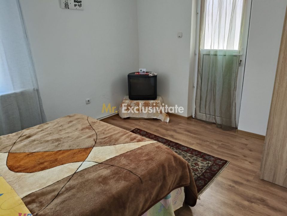 Vânzare apartament 2 camere Central Târgu Jiu etaj 2 - Poză 5