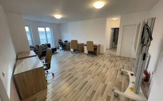 Spatiu pentru birouri, 90 mp, bloc nou, zona Scala! - Poză 1