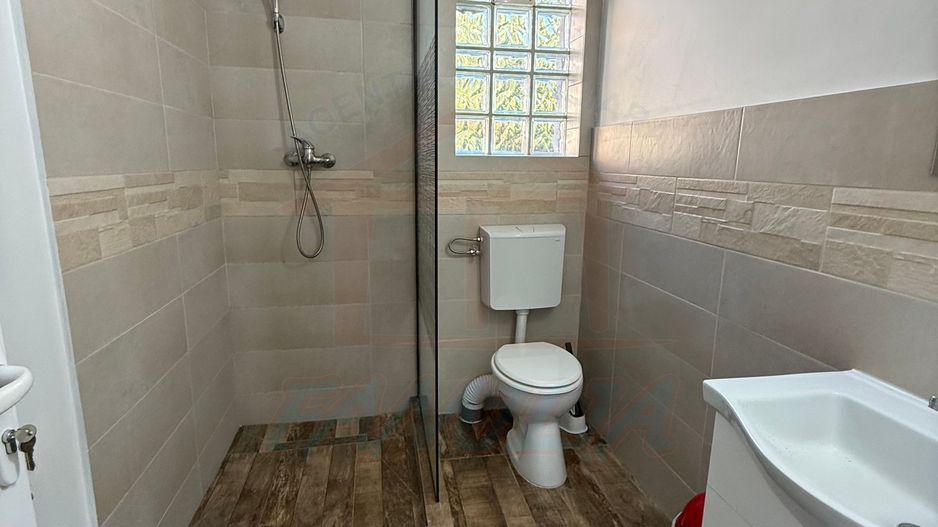 IMOBIL ULTRACENTRAL DE ÎNCHIRIAT | 170 MP | ZONA PIEȚEI CENTRALE - Poză 9
