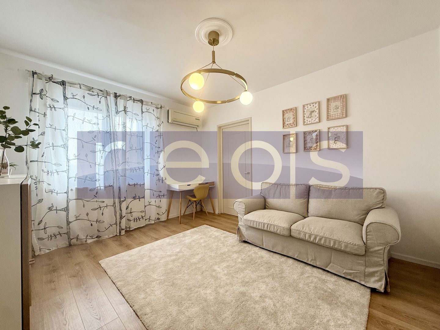 VÂNZARE 2 CAMERE | ZONA TITAN | MOBILAT SI UTILAT - Poză 1