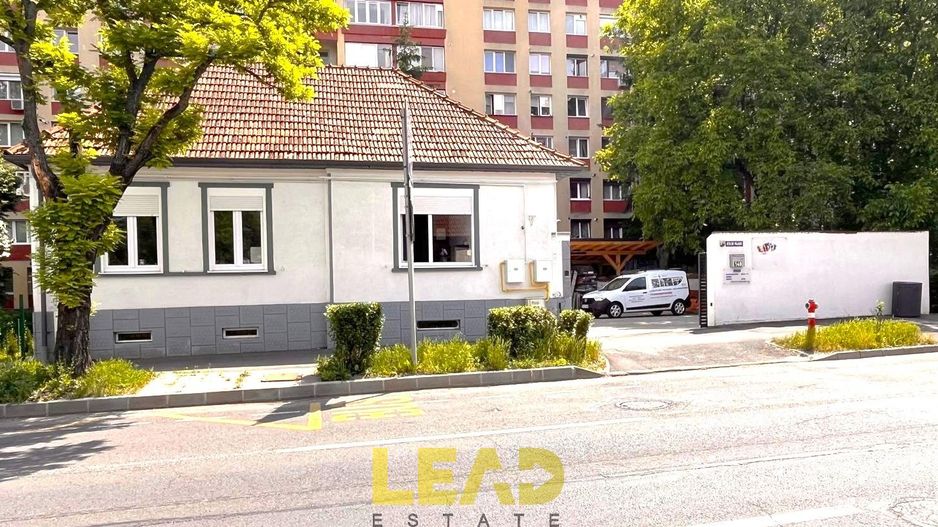 Casa renovata complet! 210 mp utili pe teren de 548 mp! - Poză 1