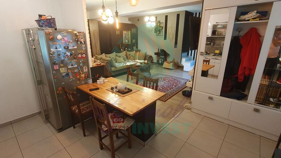 Casa cu teren 329 mp - Poză 6