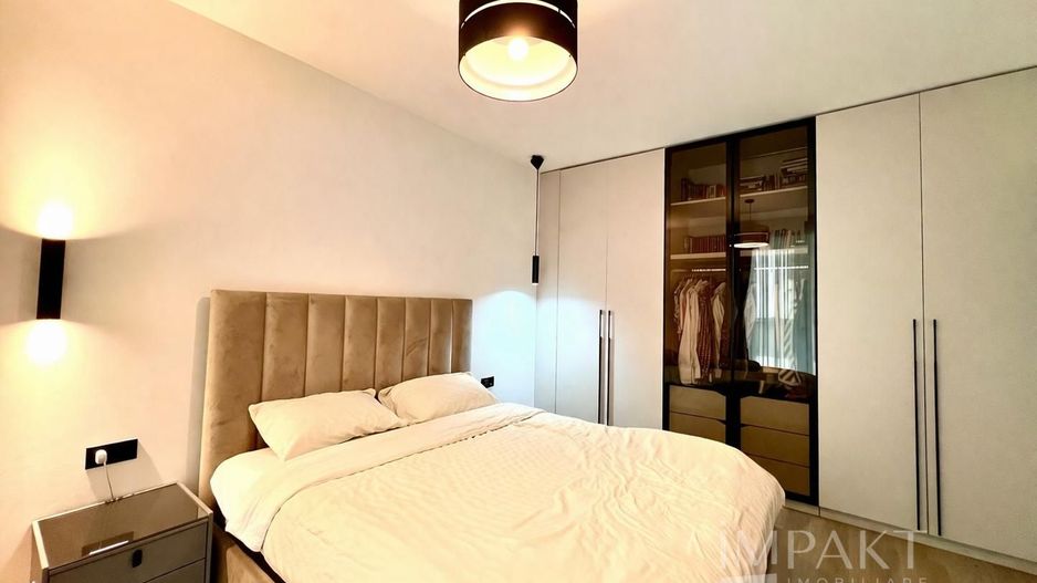 Apartament ultrafinisat cu terasa si view - Poză 4