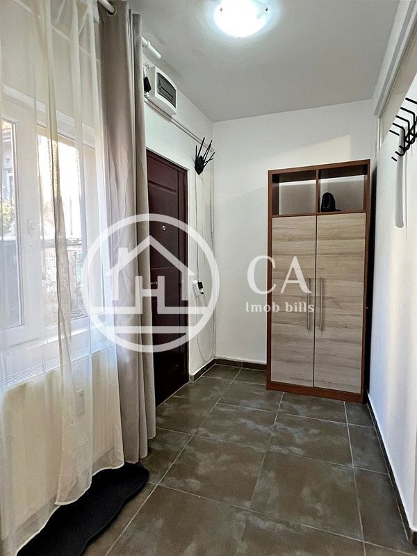 Casa de închiriat cu 3 camere în zona Ultracentrală, Oradea - Poză 10