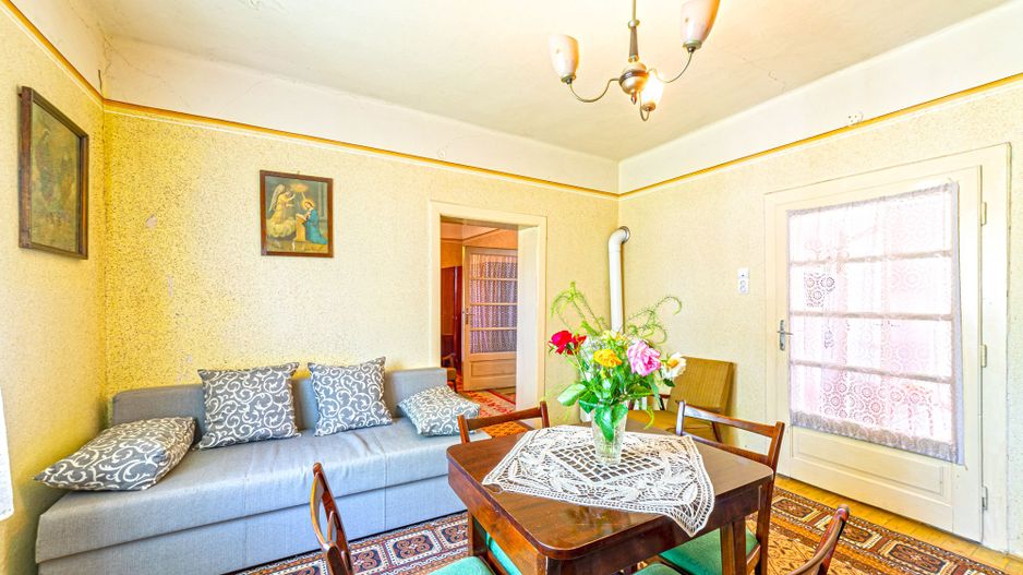 Vândută Casă cu 4 camere Pâncota - Poză 5