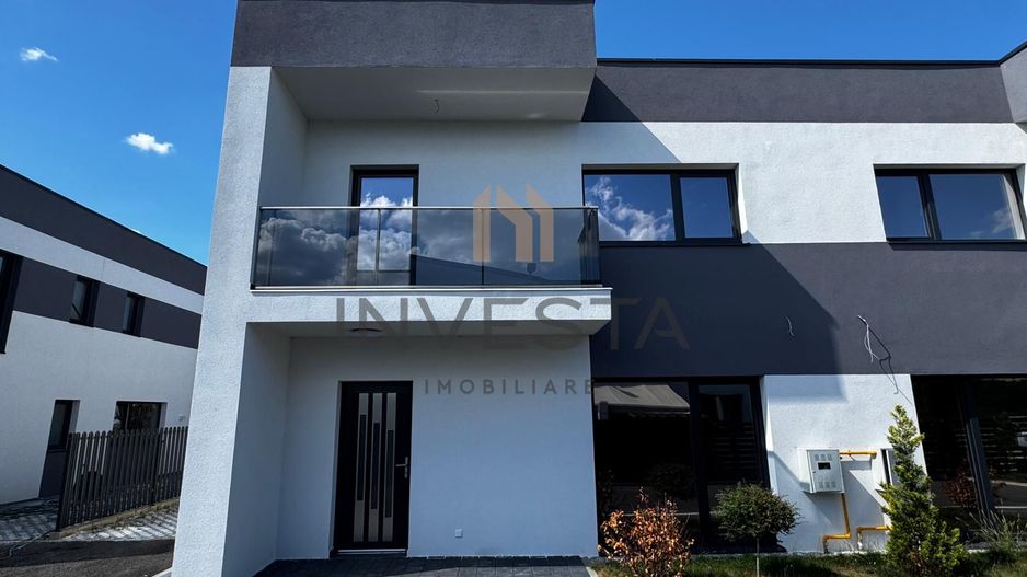 Casa tip duplex de vanzare, constructie noua, strada privata, Floresti - Poză 1