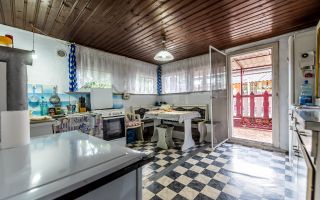 Casa 3 camere, bucatarie si baie, in zona centrala din Chisineu-Cris - Poză 7