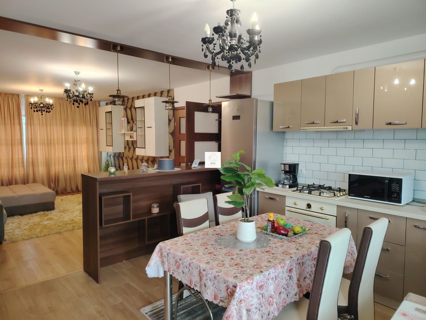 Casa Crevedia - Poză 1