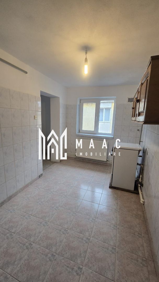 Garsonieră spațioasă de vanzare | centrala proprie | vedere superba. - Poză 1