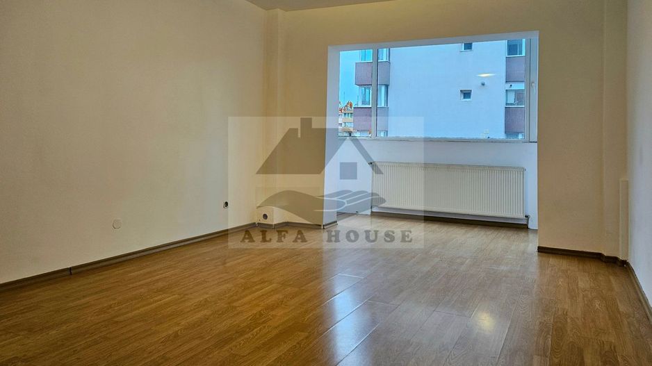 Apartament cu doua camere, zona Racadau 57 mp - vedere spre Tampa - Poză 4