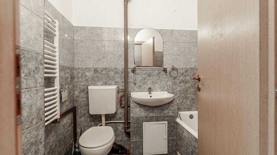 REZERVAT! Apartament 5 camere în Micălaca - Poză 11