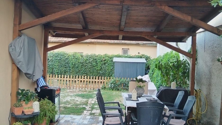 Casă -zona Liviu Rebreanu - Poză 3