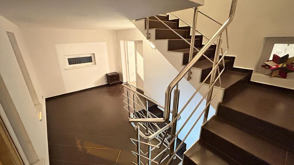 Mihai Bravu, Casa, 6 camere, sup. 250 mp. an 2024 - Poză 9