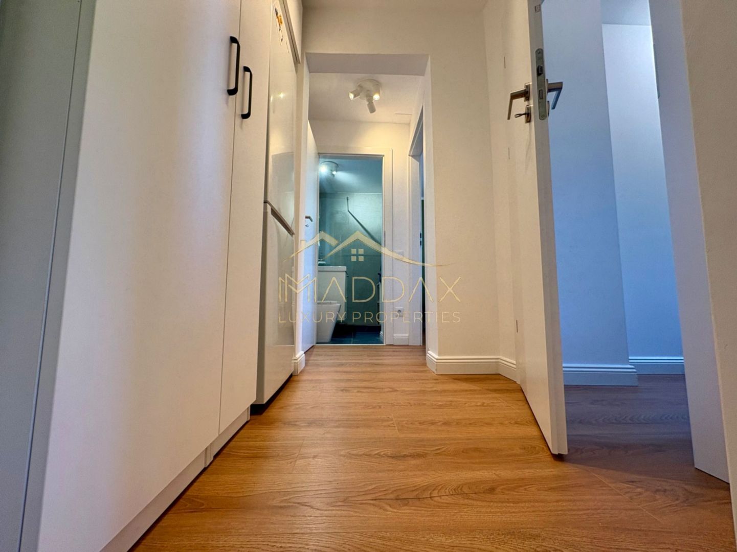 APARTAMENT 2 CAMERE - ELEGANTA & EFICIENTA in Piata Victoriei - Poză 7