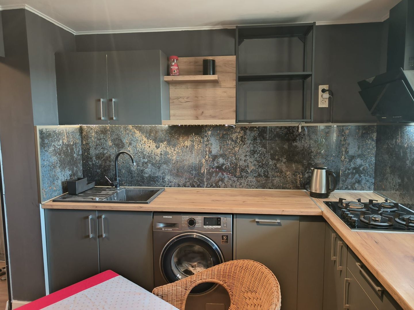 Apartament superb cu doua camere, soseaua Berceni, 102.000€ - Poză 4