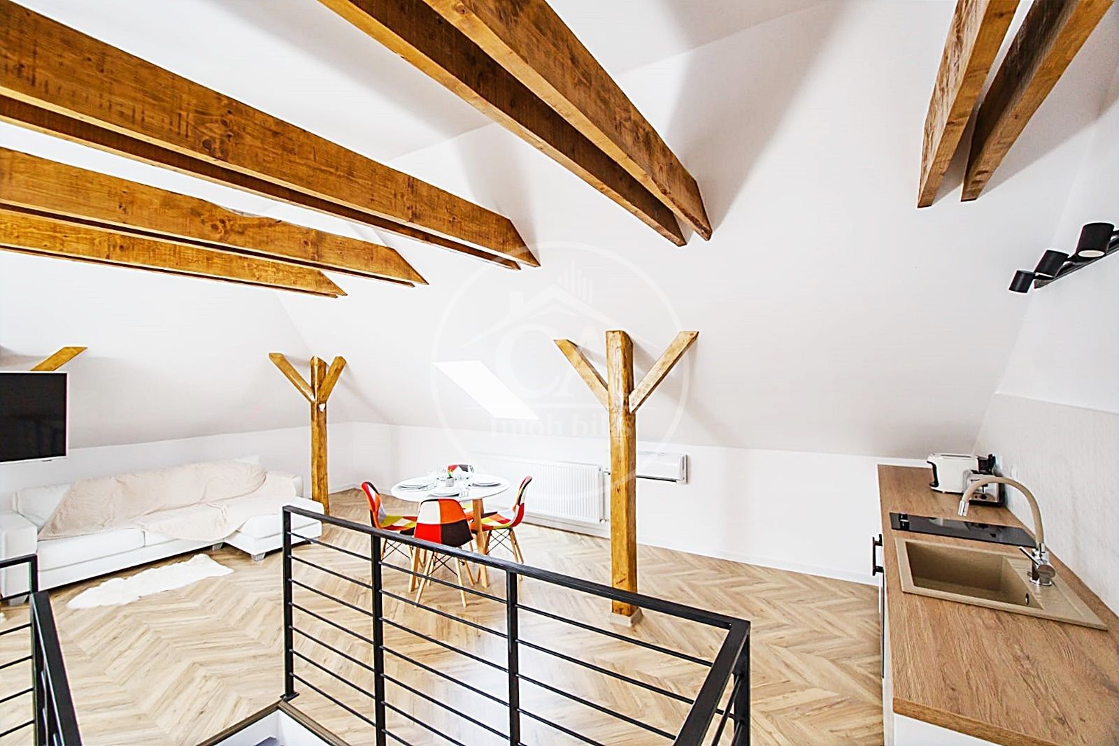 Apartament la casa, de inchiriat cu 1 camera in zona Centrala, Oradea - Poză 2
