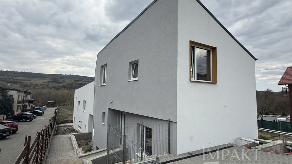 De Vânzare Duplex pe Strada Oașului! - Poză 2