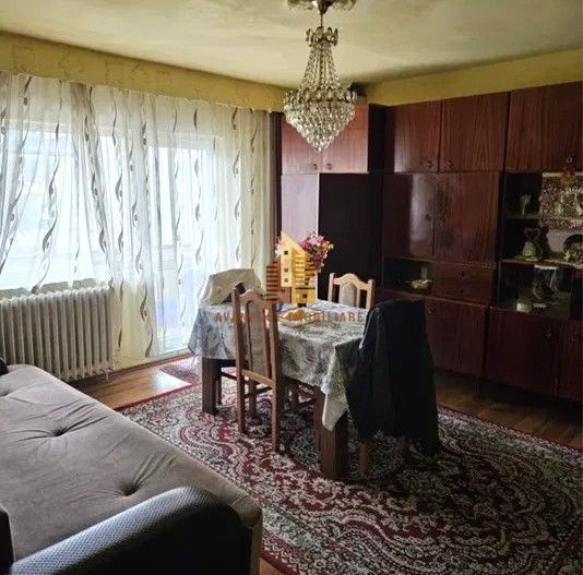 | Apartament cu 4 camere de vanzare | ETAJ 1 | Cartierul Grigorescu | - Poză 1
