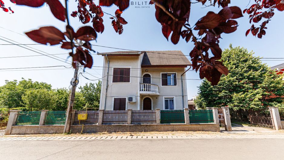 Vânzare casă individuală cu potențial extraordinar în Dumbrăvița - Poză 9