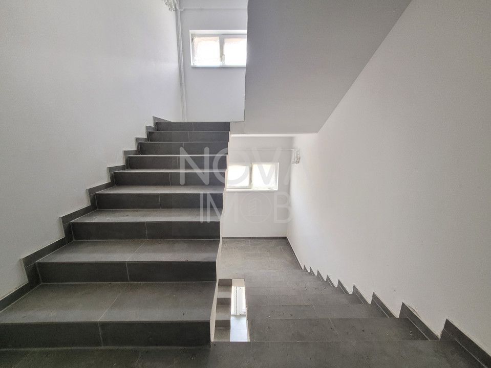 Apartament cu 2 camere, decomandat, Str. Doamna Stanca - Poză 4