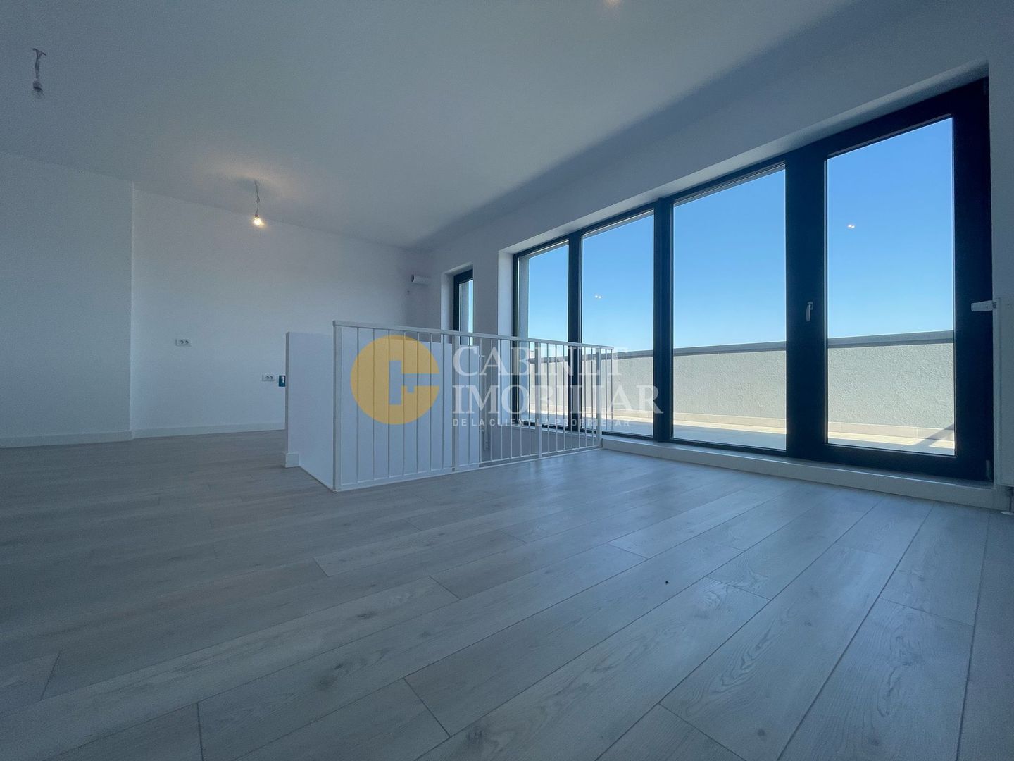PENTHOUSE - SILK DISTRICT - 3 CAMERE - TERASA - Poză 1