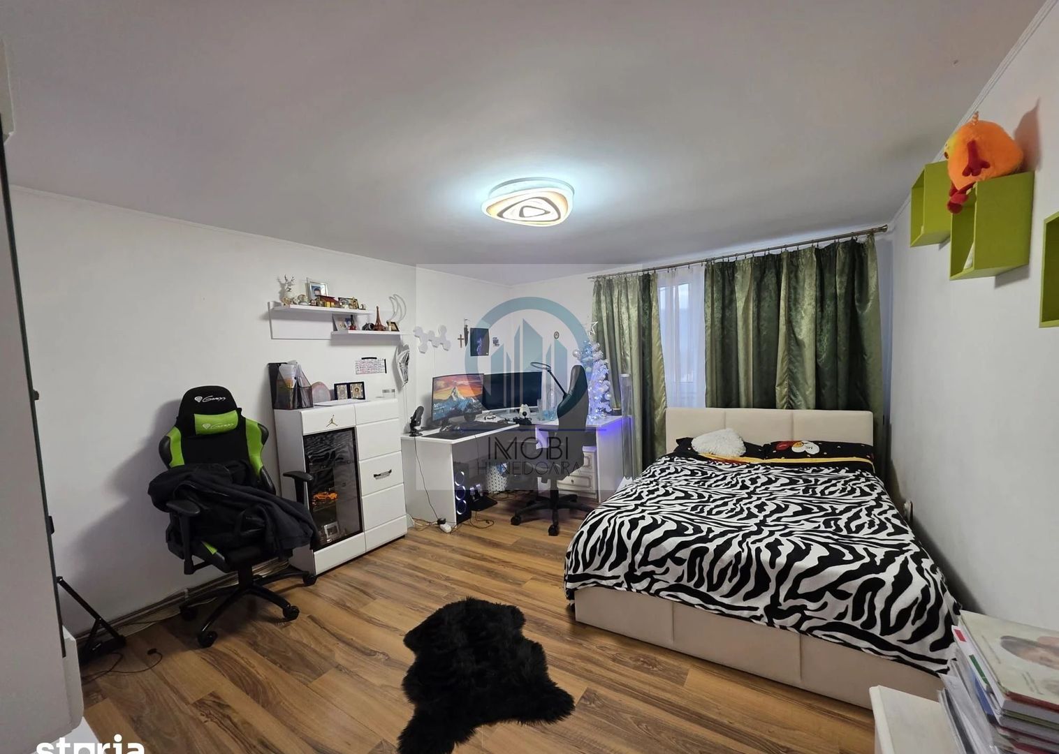 Casa moderna cu etaj si piscina, terasa si teren 700 mp – Simeria, HD - Poză 15