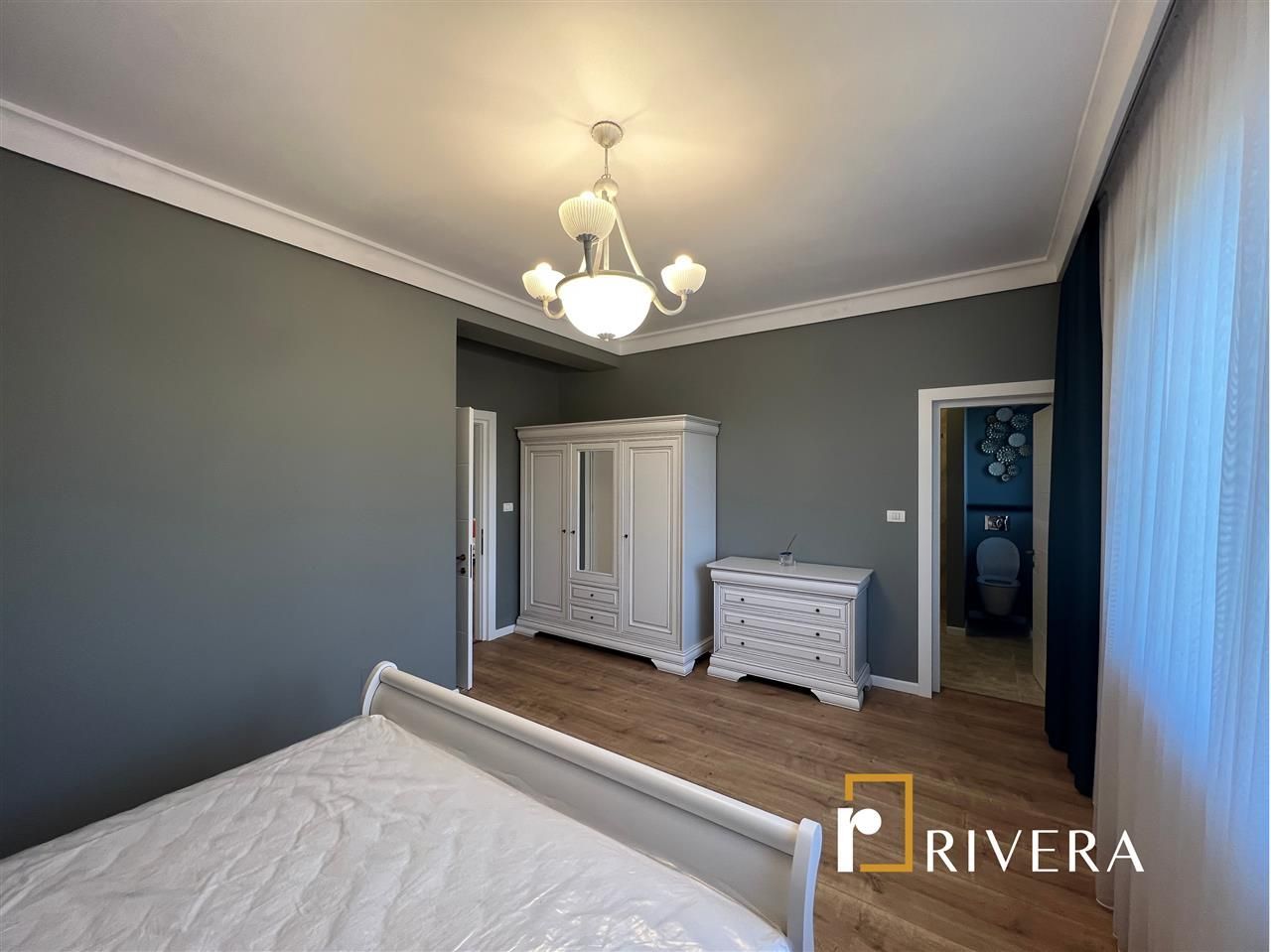 Vila la marginea padurii | Corbeanca | Mobilat Mobexpert - Poză 6