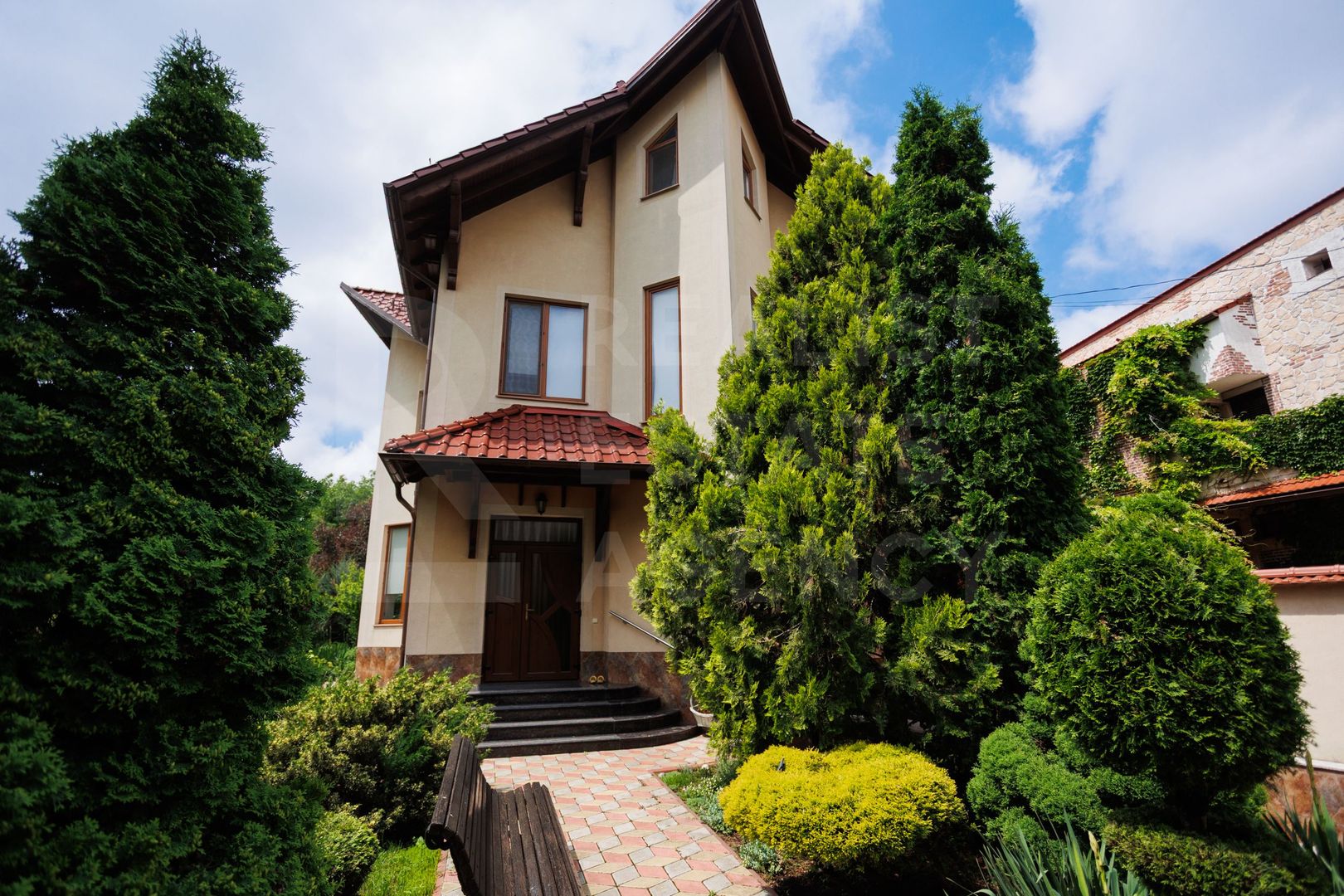 Vânzare, casă, 4 camere, str. Vasile Alecsandri, Centru - Poză 1