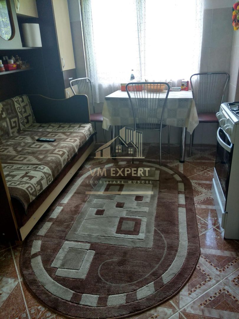 CASA 5 CAMERE, TEREN 600 MP, CAMPULUNG - Poză 8