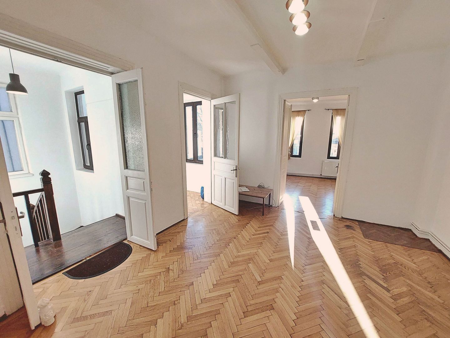 Zero comision, 77mp birou in vila Parc Carol - Olimpului, 11min metrou - Poză 1