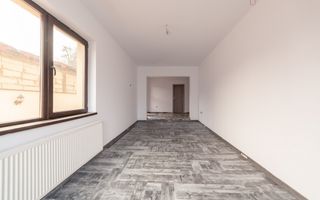 Casă spațioasă P+1+M – Izvorani, Ștefănești | Ideală pentru 2 familii! - Poză 9