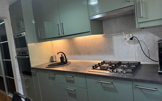 Vanzare apartament 2 camere in Titan-Buhusi, bloc 1978, mobilat, utilat, parcare - Poză 4