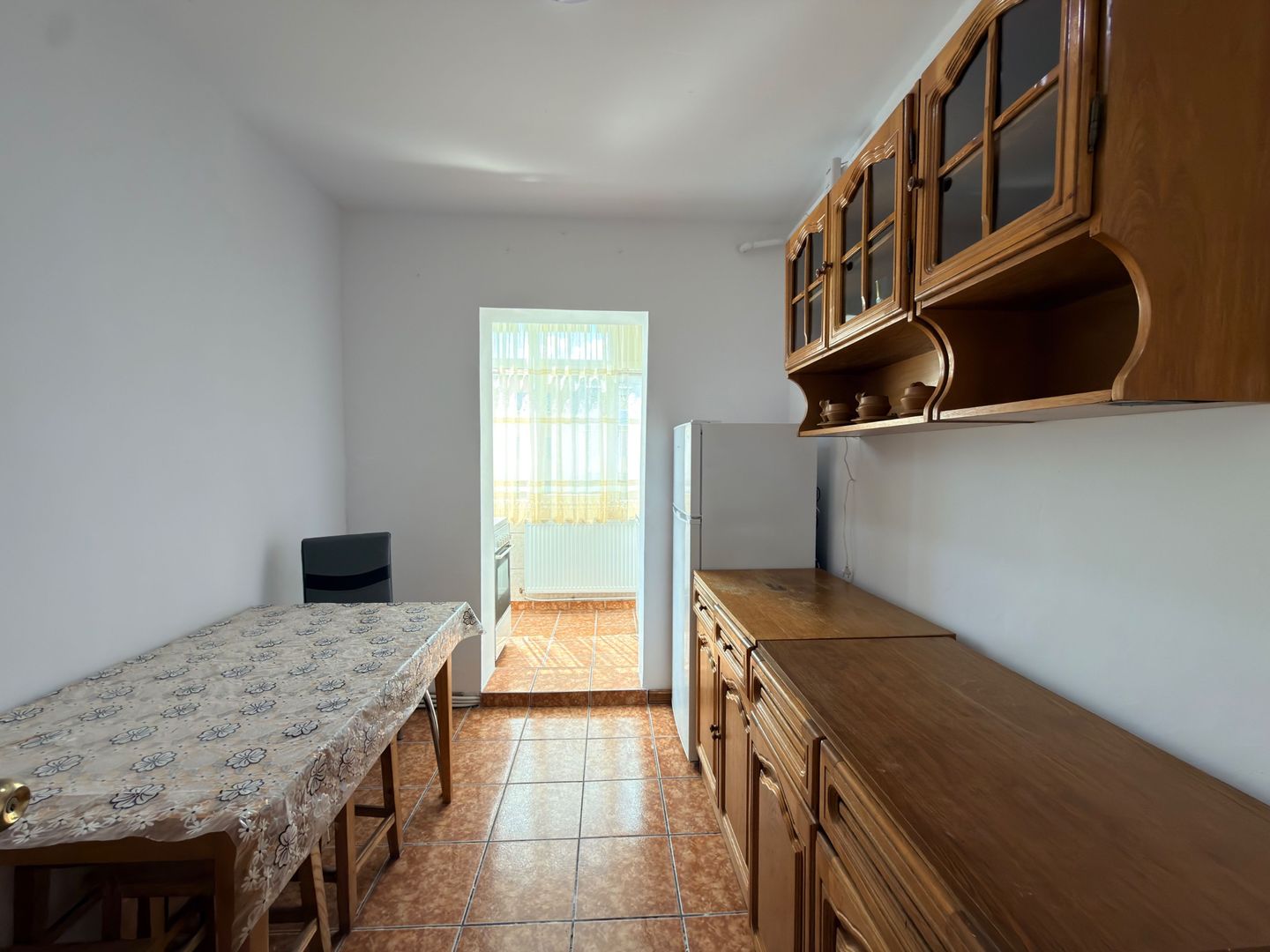 Apartament 3 camere etaj 3- Campulung-Zona Visoi! - Poză 3