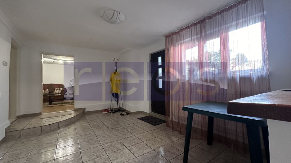 | CASA 5 CAMERE +CURTE | SOSEAUA CHITILEI | TRAMVAI MARMUREI-500 METRI - Poză 9