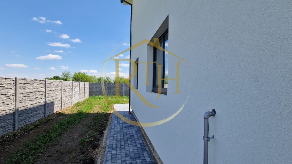 De vânzare - Duplex 5 camere  Mosnita Noua , comision ,,0'' - Poză 8