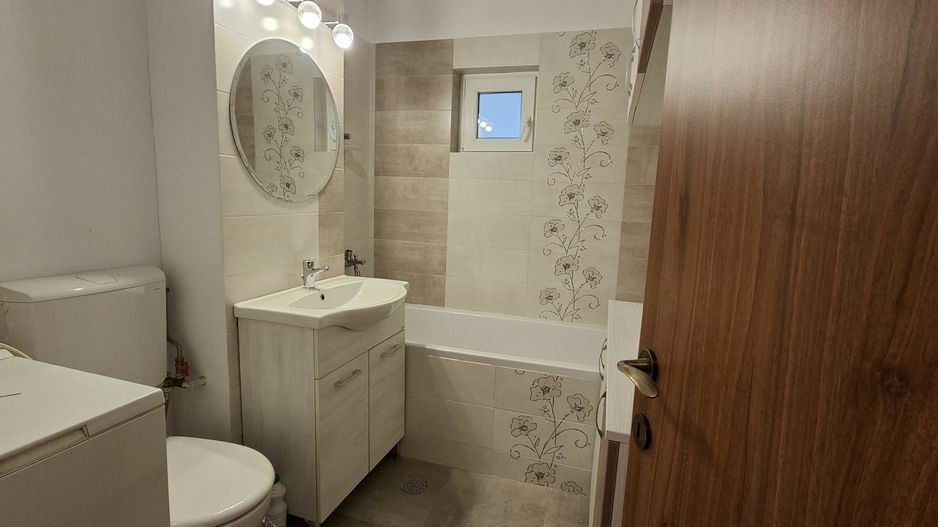 Apartament de inchirat cu 4 camere + garaj- Torontalului - Poză 8