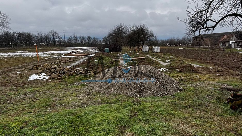 Teren cu fundație si proiect autorizat de vânzare in Blandiana - Poză 4