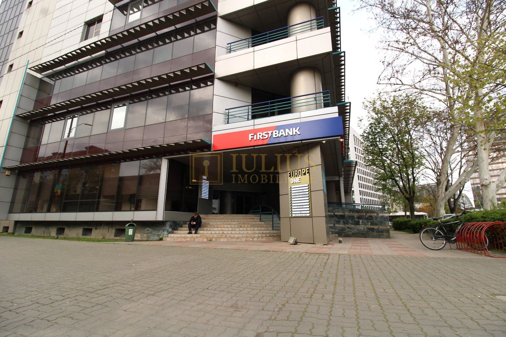 Spatiu comercial 104m, langa Iulius Mall. - Poză 1