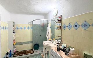 Casa de vanzare 1500 mp Cugir zona linistita - Poză 8
