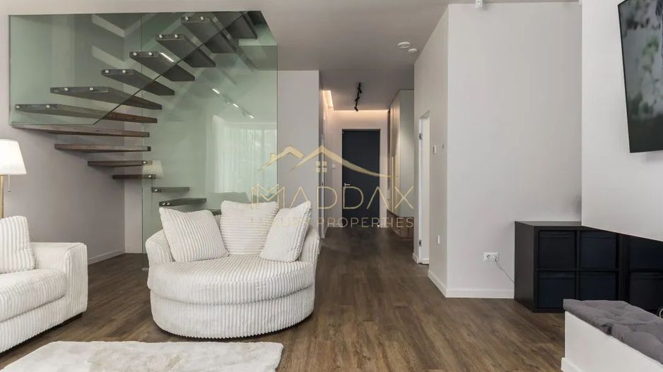 Vilă LUX de vânzare în Voluntari***360mp***4 dormitoare//piscina privata - Poză 3