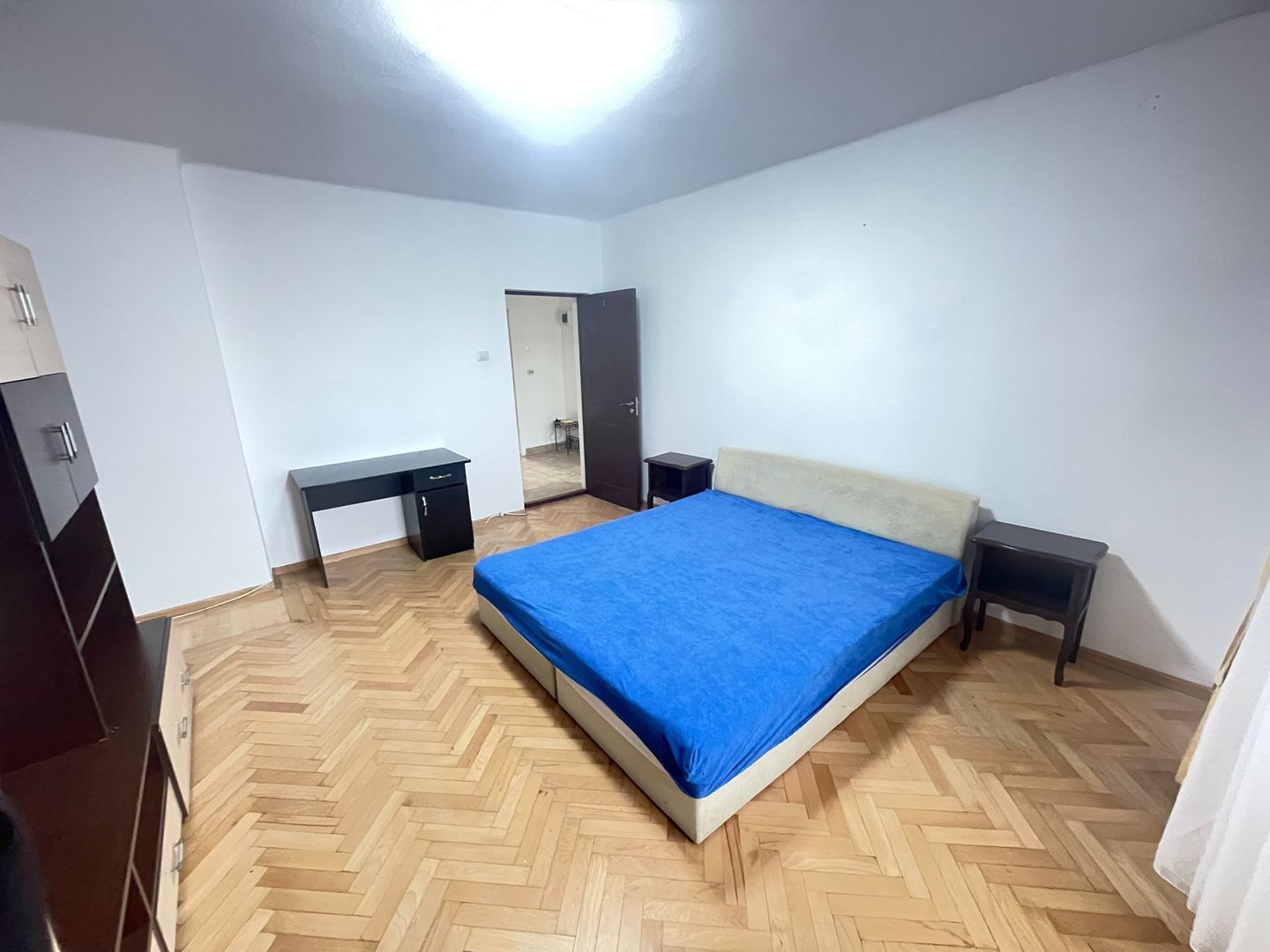 Apartament 2 Camere De Inchiriat | Decomandat | Central | The Office | Etaj 3/4 - Poză 2